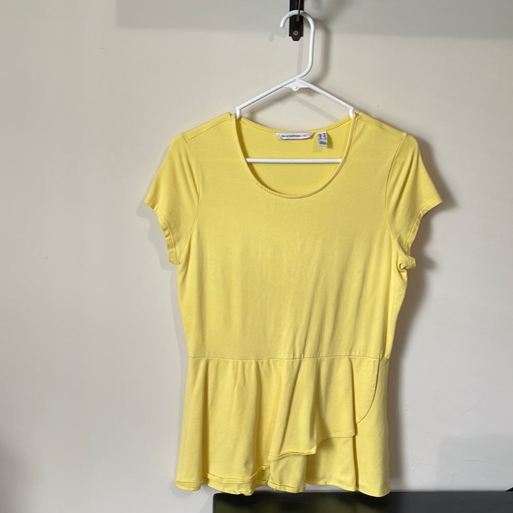 Isaac Mizrahi Live yellow peplum top with asymmetrical ruffle detail XS